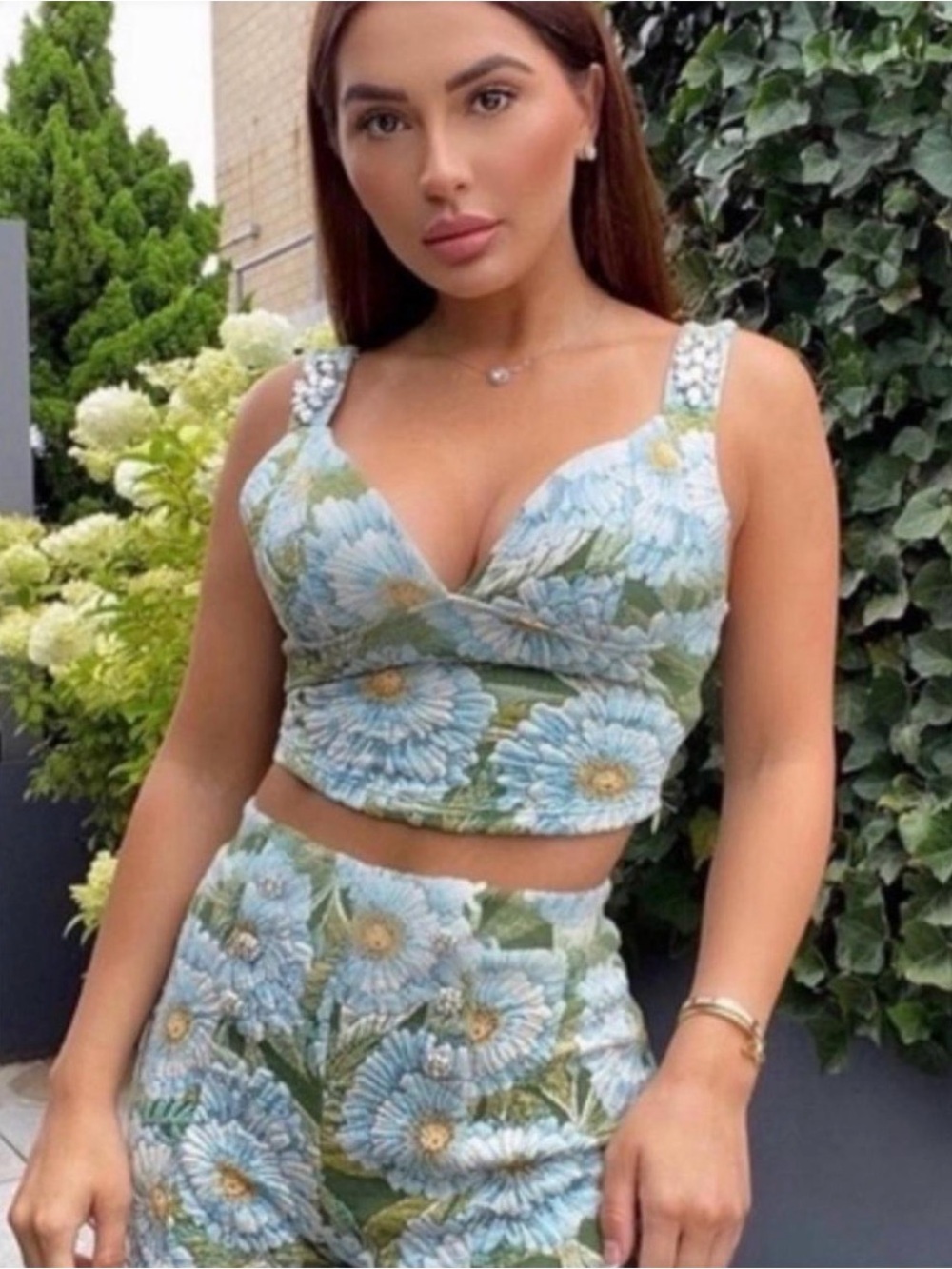 ZARA Floral V-Neck Crop Top in Light Blue and Green Size Small
